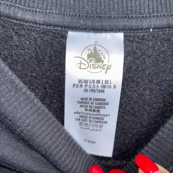 Disney women’s large Black Crewneck Sweater with Mickey Mouse - Picture 4 of 6